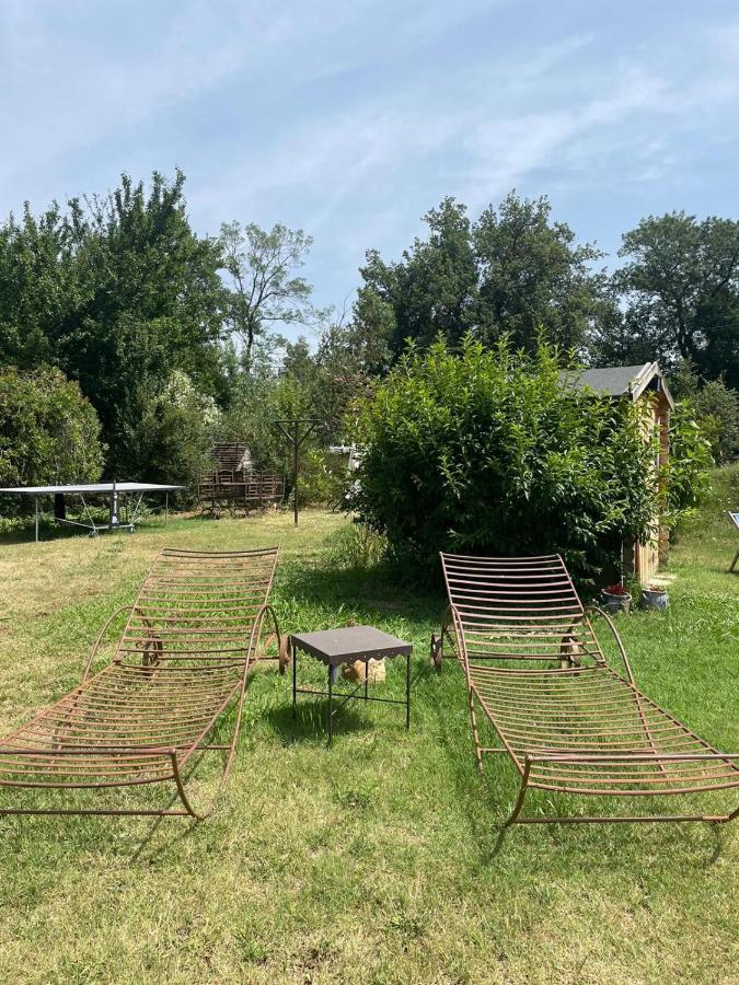 Гостевой дом Roulotte En Bois Sud France Le Soler Экстерьер фото
